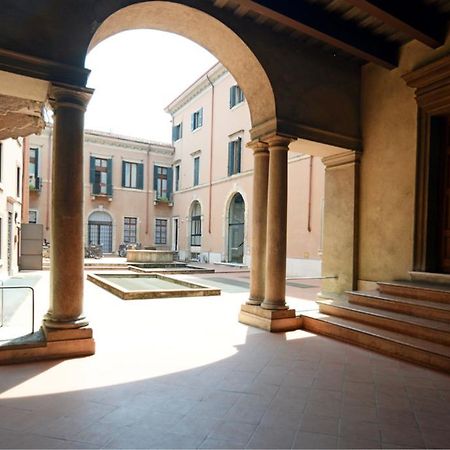 B&B al 19 Verona Exterior foto