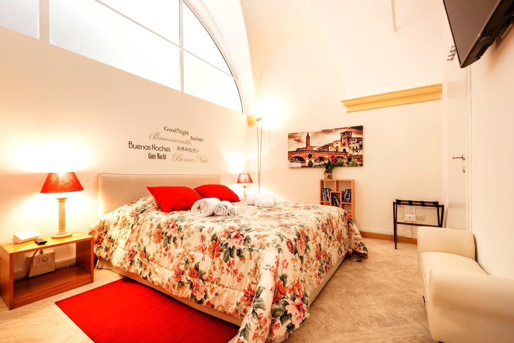 B&B al 19 Verona Exterior foto